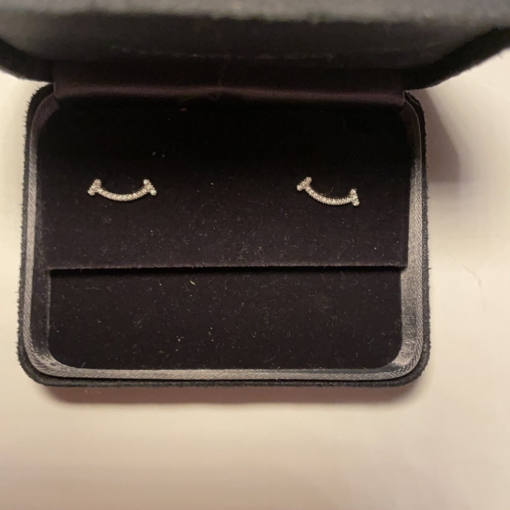 Authentic Tiffany T diamond earrings